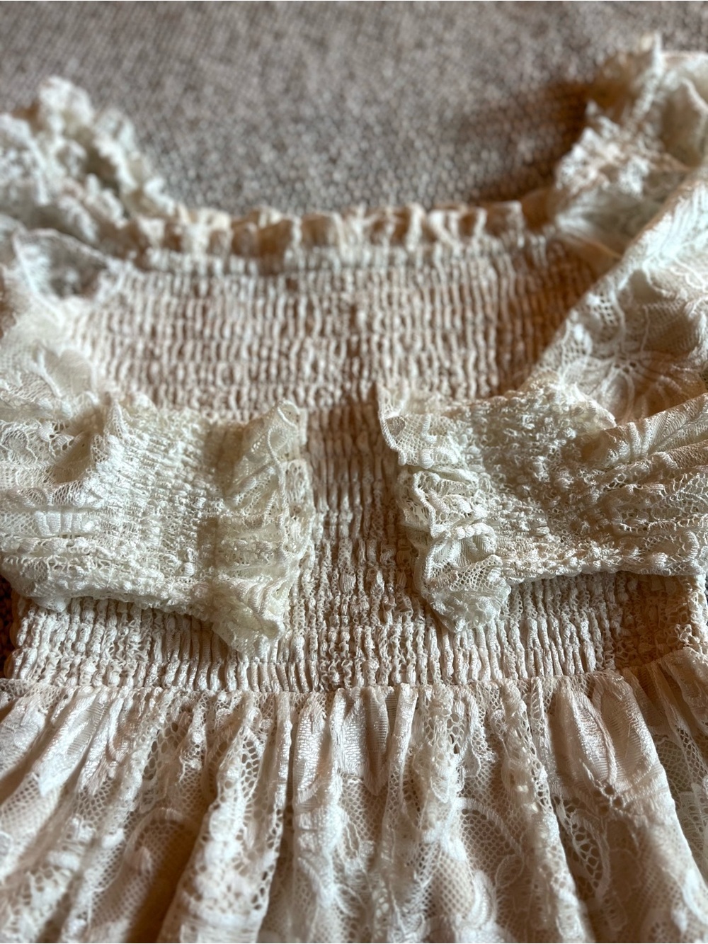 Baltic Born Tate Smocked Lace White and Cream Dress Women’s Size S - Picture 3 of 9